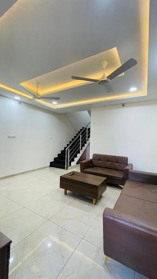 Luxurious 3 Bhk Villa In Bhuj - Shivani Homestay Екстер'єр фото